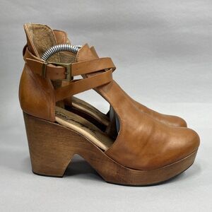 Free People Women's Size 9.5 Cedar Leather Buckle Platform Wood Clogs